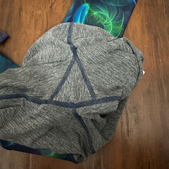 TEREZ Feather Print High-Rise Full Length Leggings in Black Multicolor - Picture 8 of 13